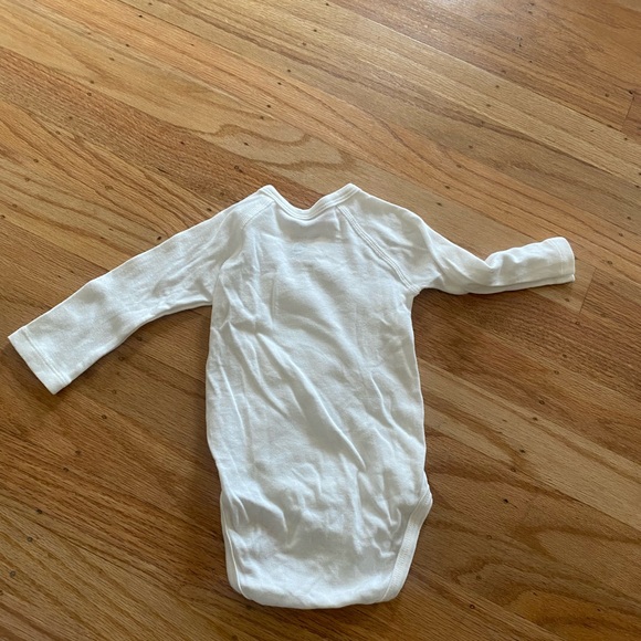 Petit Bateau white Long Sleeve Baby Onesie 6 months - Picture 2 of 4